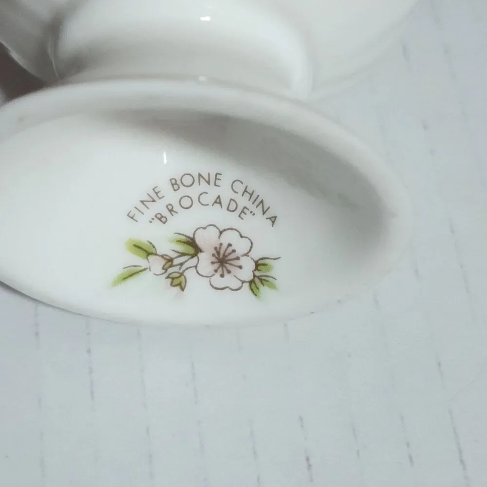 Brocade Fine Bone China Floral Bud Vase White Pink Green Gold 4